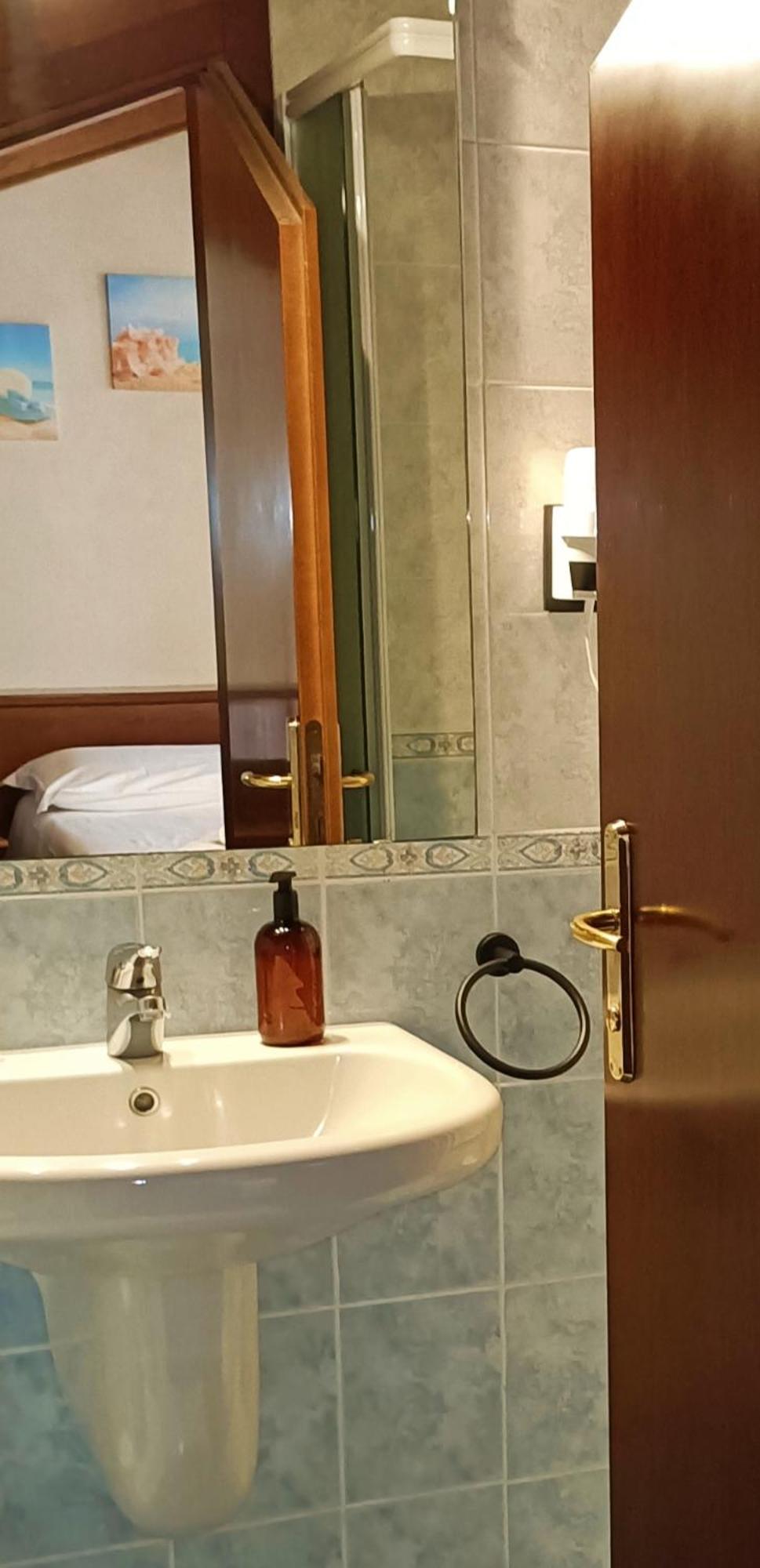 Alloggi Marinella Guest house